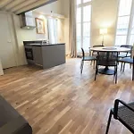 Moliere Chicsuites *