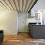 Moliere Chicsuites Apartament *