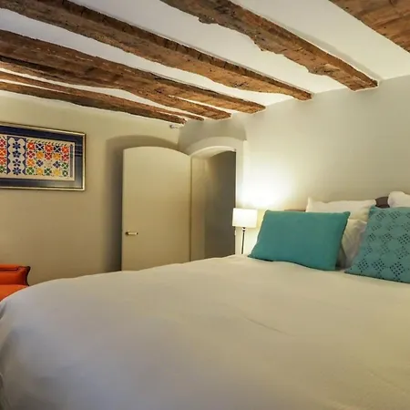 Moliere Chicsuites