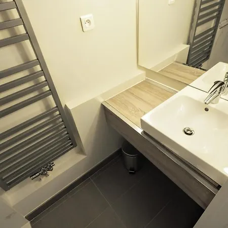 Moliere Chicsuites * Paris